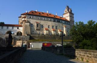 08-10; Brandy Schloss