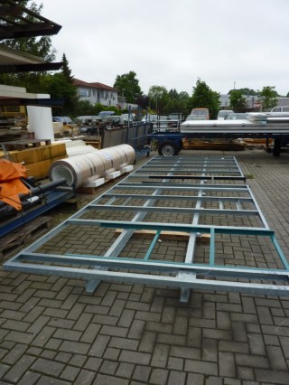 2016-05-24; Rahmen mit Treppeneinschüben