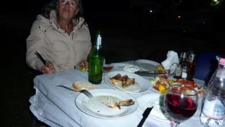 Essen in warmer Kleidung