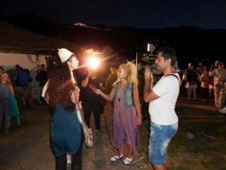 Auch hier. Das Fernsehen