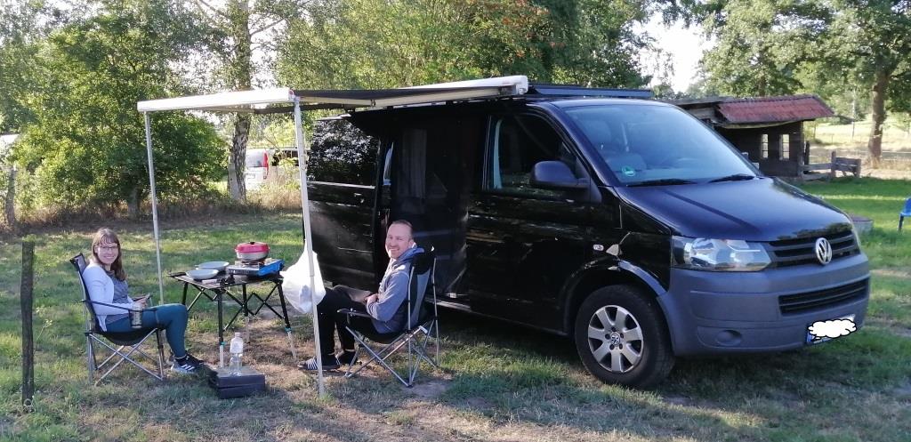 Essen steht auf dem Herd