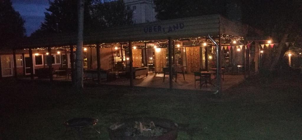 Treffpunkt bei Nacht