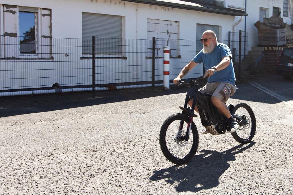 Ralf unterwegs mit E-Technologie