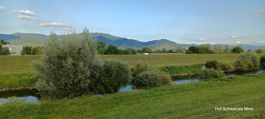 Es bleibt bergig am Rand