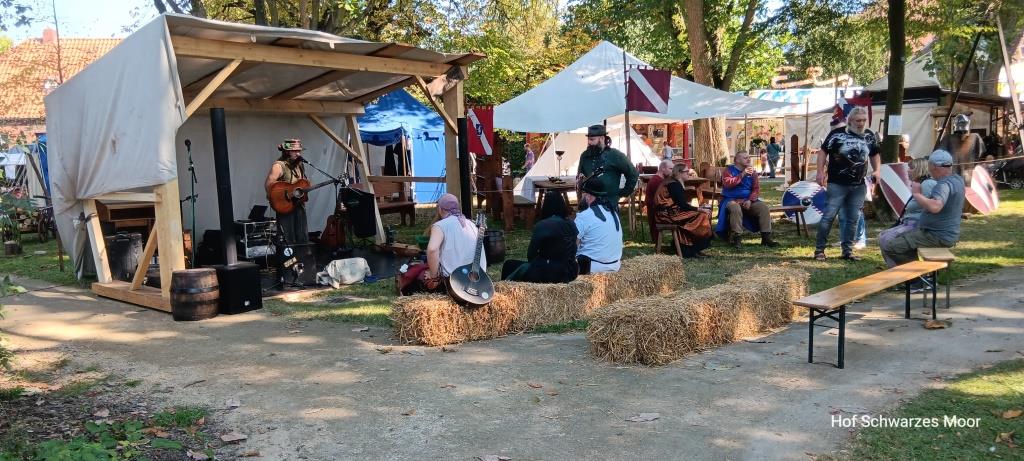 Musik fehlt nie bei den Mittelalternden