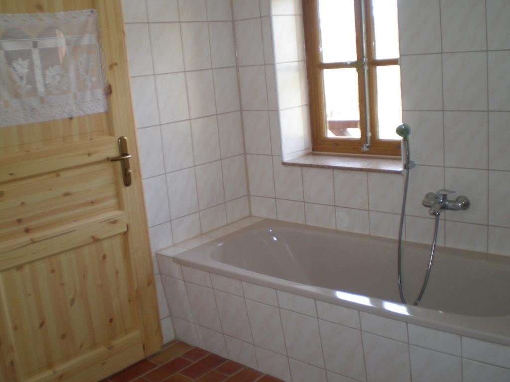 Badewanne mit Blick nach draußen